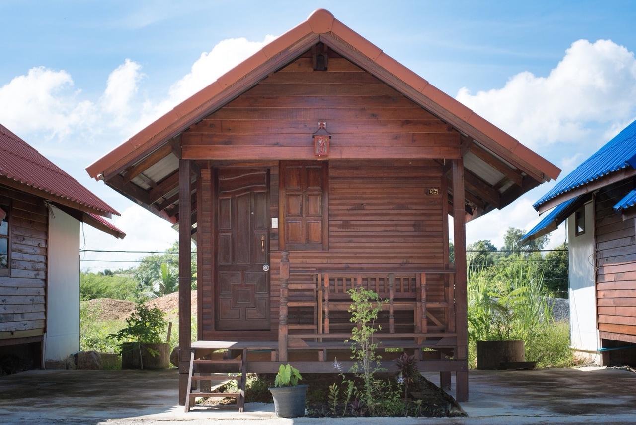Talad Nam Klong Hae Resort หาดใหญ่ ภายนอก รูปภาพ